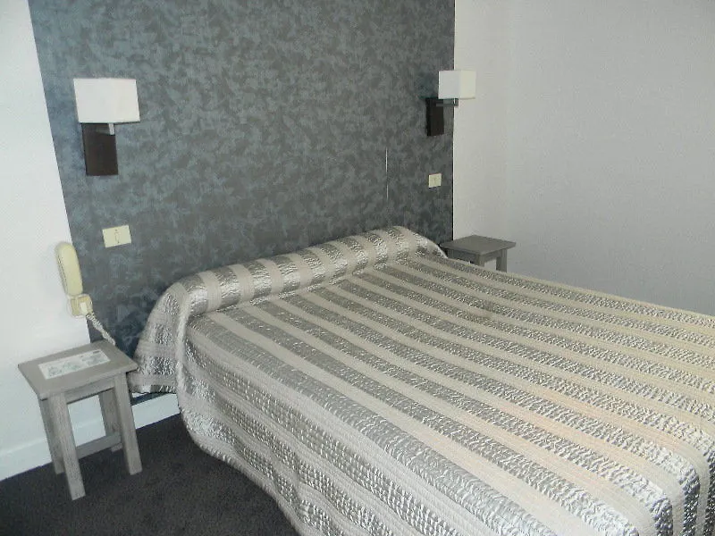 Brit Hotel Cahors - Le France 3*,