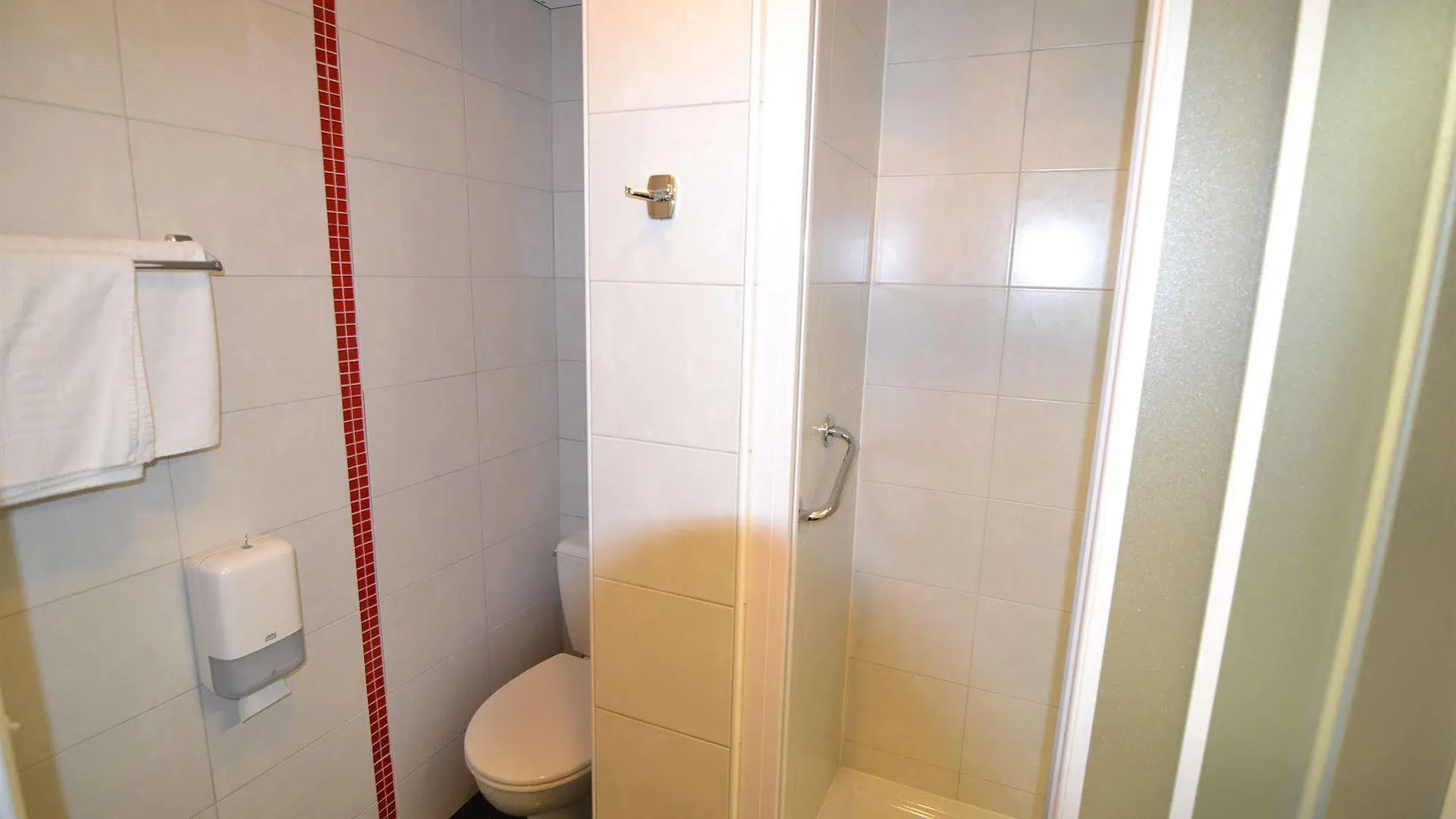 ***  Brit Hotel Cahors - Le France France